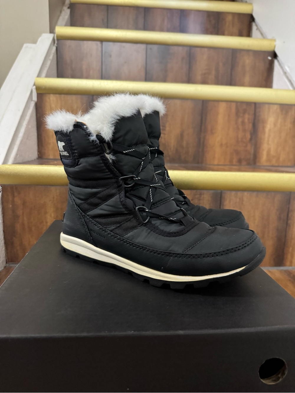 Sorel Whitney Short Lace Waterproof Winter Boots Black Women’s Size 7